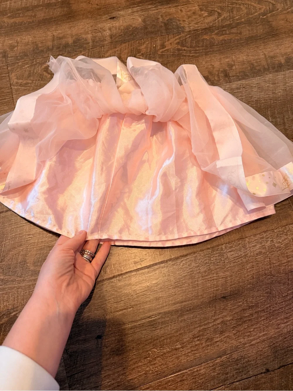 Disney Parks authentic princess tulle skirt in girls size 6/6X.